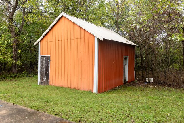 743 State Highway 32, Buffalo, MO 65622