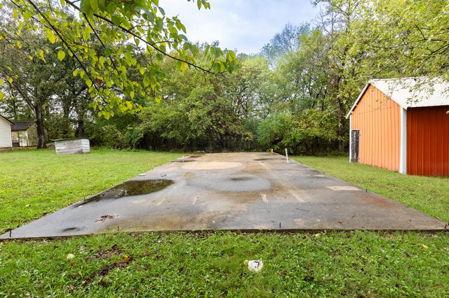 743 State Highway 32, Buffalo, MO 65622