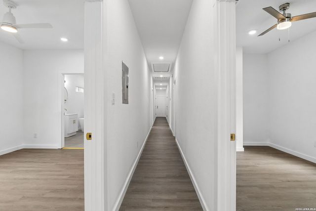 1611 W French Pl, San Antonio, TX 78201