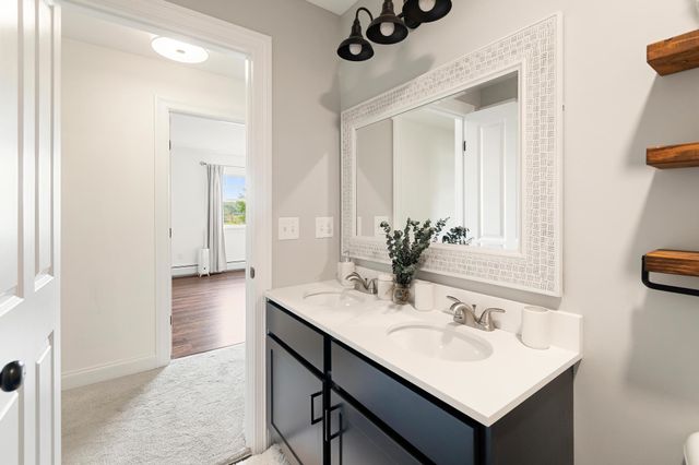 70 Allen Road, Georgia, VT 05478