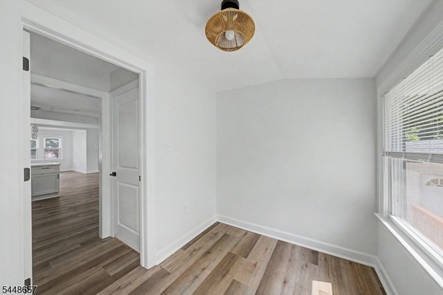85 Madison St, Newton Town, NJ 07860