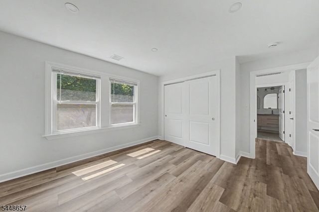85 Madison St, Newton Town, NJ 07860