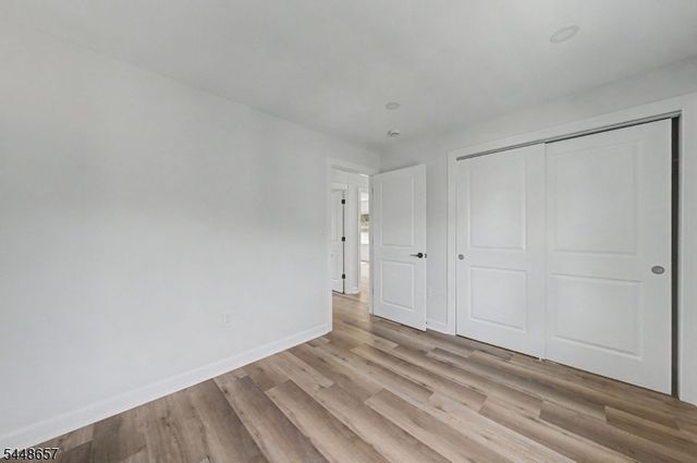 85 Madison St, Newton Town, NJ 07860