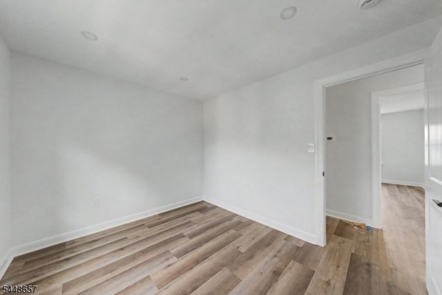 85 Madison St, Newton Town, NJ 07860
