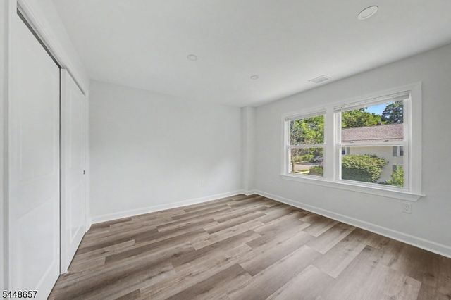 85 Madison St, Newton Town, NJ 07860