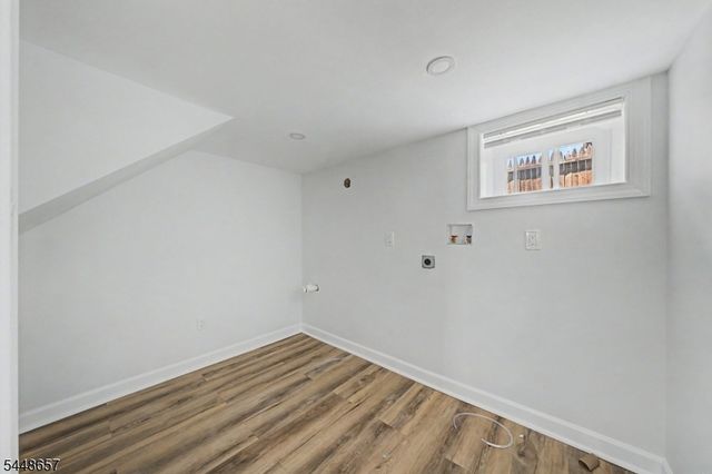 85 Madison St, Newton Town, NJ 07860