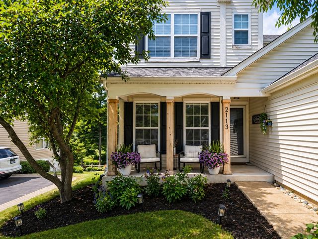 2113 Fairview Lane, Woodstock, IL 60098