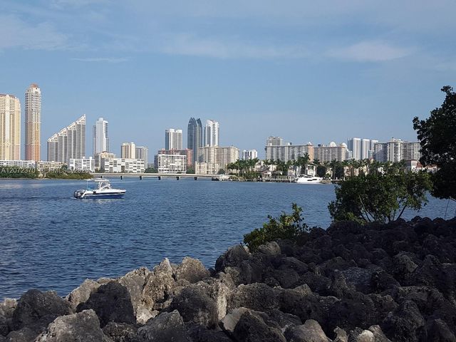 3225 NE 184th Street 10103, Aventura, FL 33160