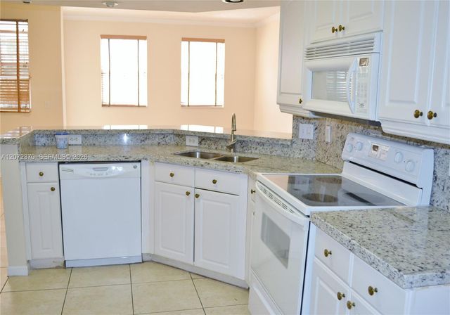 3225 NE 184th Street 10103, Aventura, FL 33160