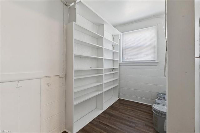 67 Ferguson LN, Newport News, VA 23601