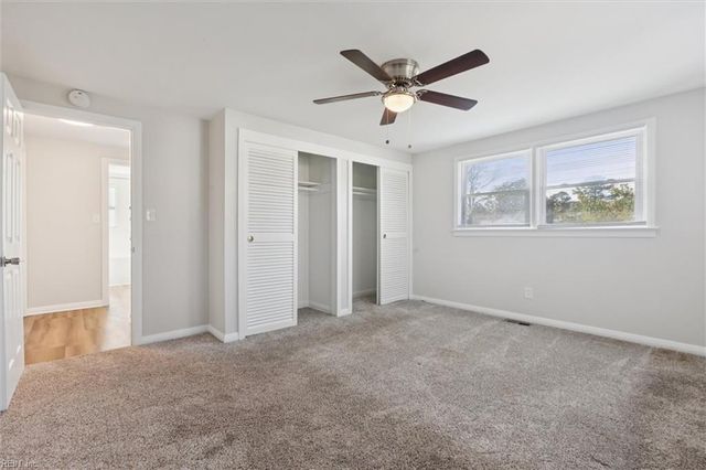 67 Ferguson LN, Newport News, VA 23601