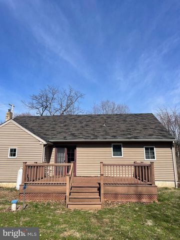 256 LINE RD, Kennett Square, PA 19348