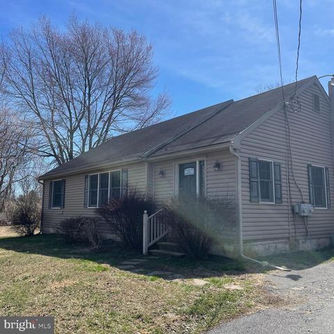 256 LINE RD, Kennett Square, PA 19348