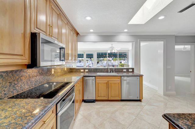 3851 NE 27th Avenue 0, Lighthouse Point, FL 33064