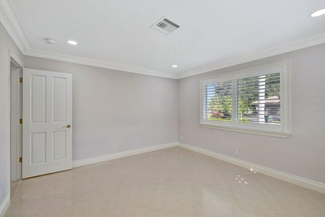 3851 NE 27th Avenue 0, Lighthouse Point, FL 33064