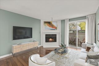 14200 NE 171st St #E104, Woodinville, WA 98072