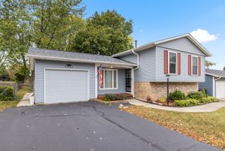 4462 BLACKBERRY KNOLL Drive, Loves Park, IL 61111