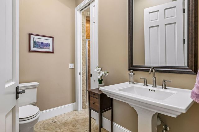 9251 Wedgewood Point, Woodbury, MN 55125