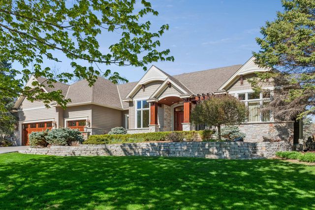 9251 Wedgewood Point, Woodbury, MN 55125