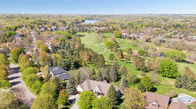 9251 Wedgewood Point, Woodbury, MN 55125