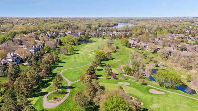 9251 Wedgewood Point, Woodbury, MN 55125