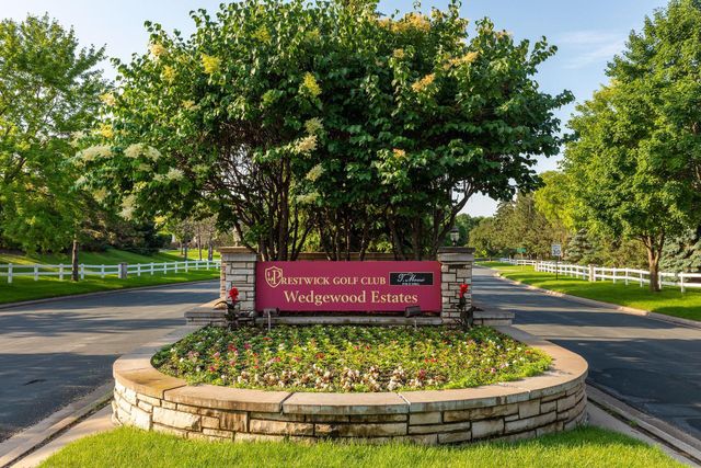 9251 Wedgewood Point, Woodbury, MN 55125