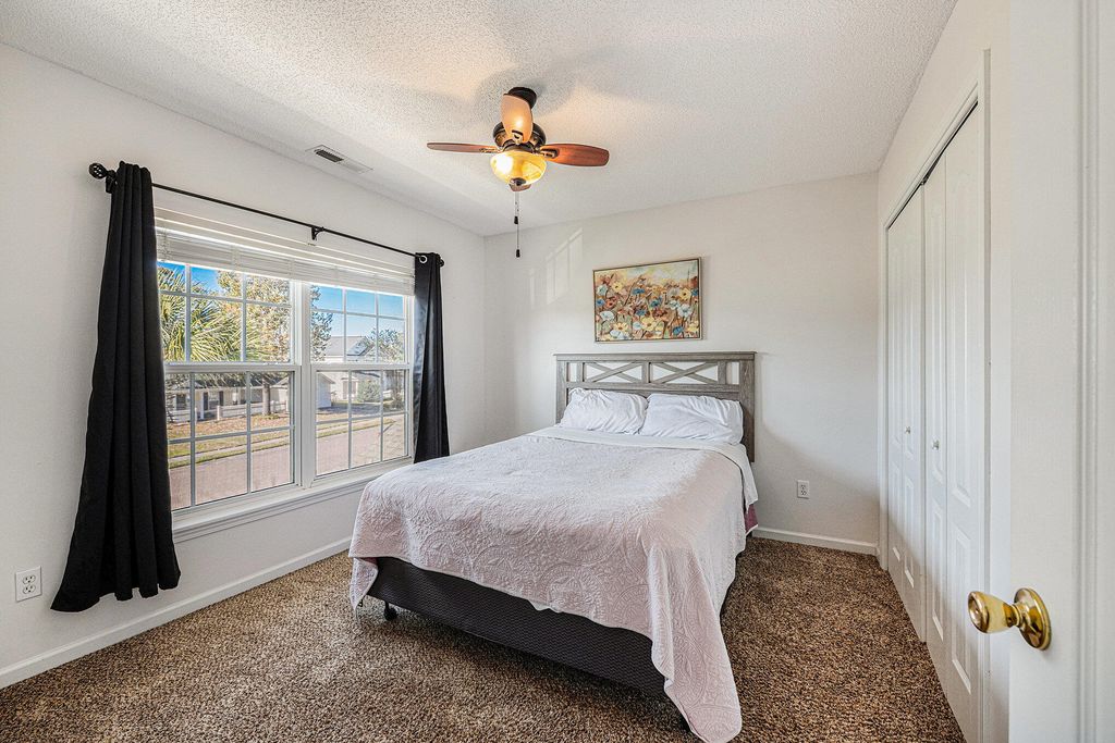 Image 17 of property listing at 313 Seneca River Drive, Summerville, SC 29485