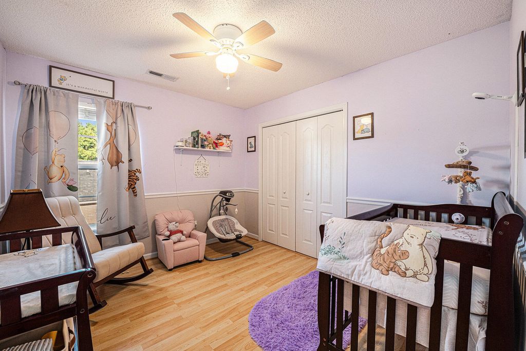 Image 20 of property listing at 313 Seneca River Drive, Summerville, SC 29485