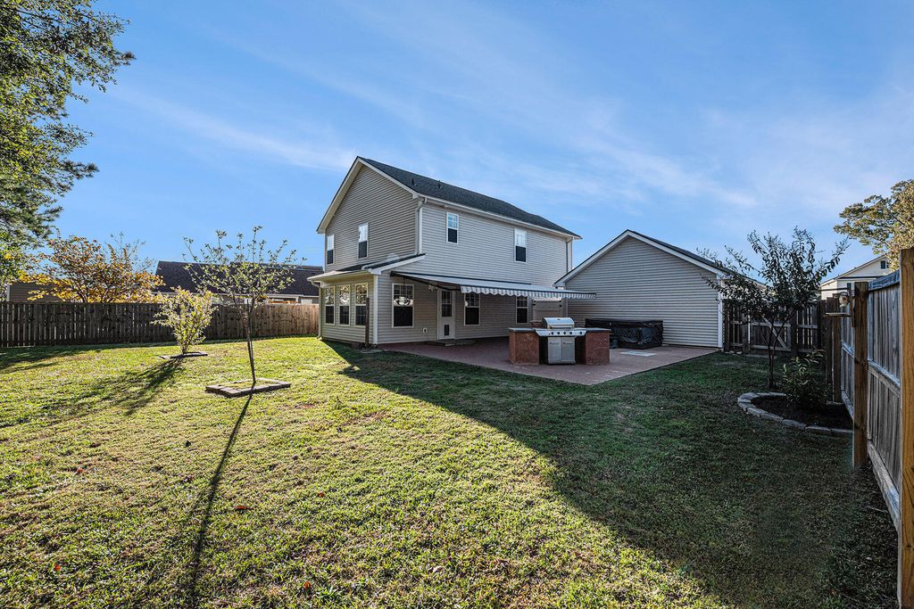 Image 25 of property listing at 313 Seneca River Drive, Summerville, SC 29485