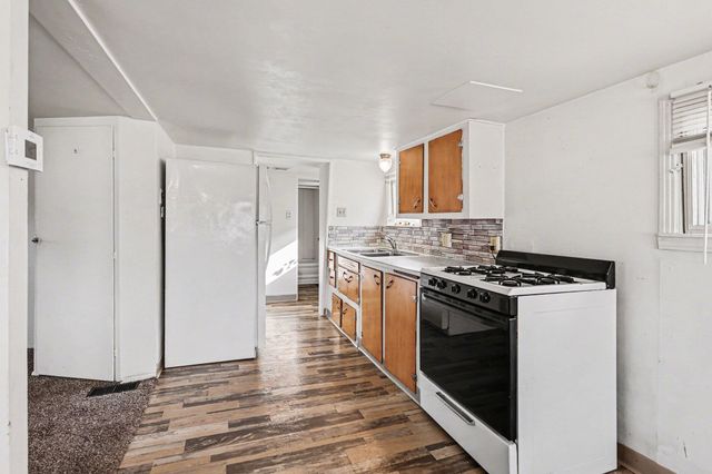 900 Mulholland Street, Bay City, MI 48708