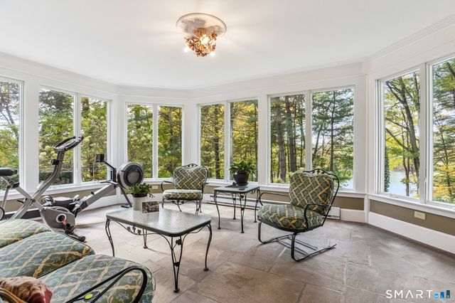 126 Hartford Turnpike, Hamden, CT 06517