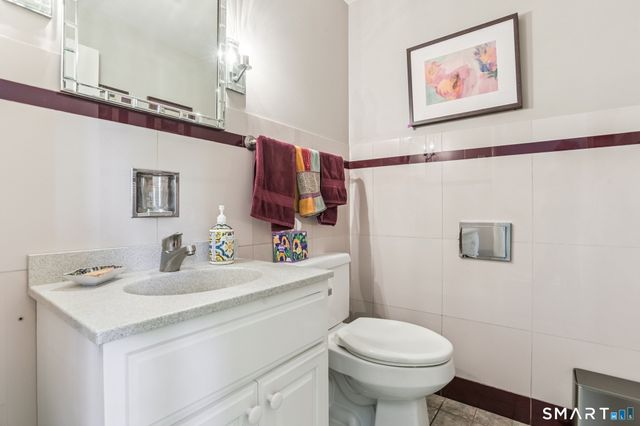 126 Hartford Turnpike, Hamden, CT 06517