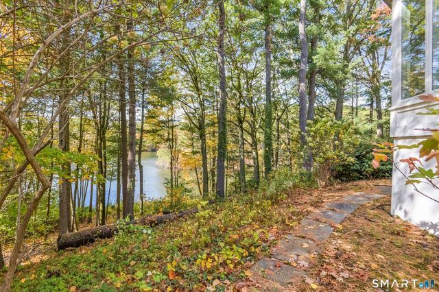 126 Hartford Turnpike, Hamden, CT 06517