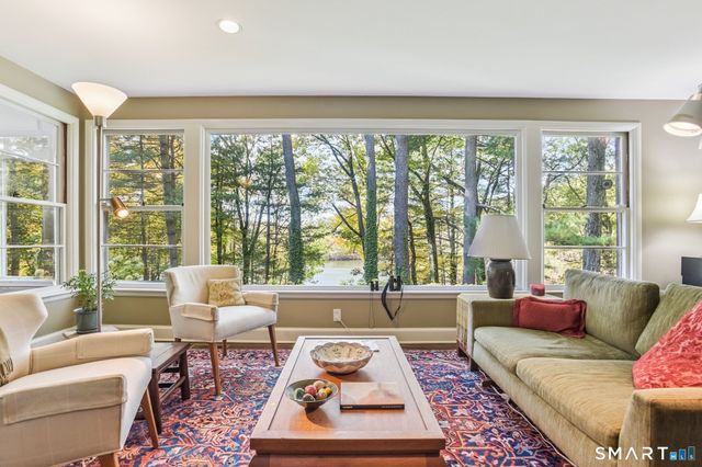 126 Hartford Turnpike, Hamden, CT 06517