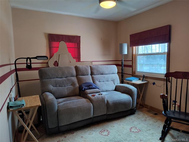 20 Barron Road, Montgomery, NY 12549