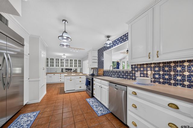 725 PURDUE DR, Tyler, TX 75703
