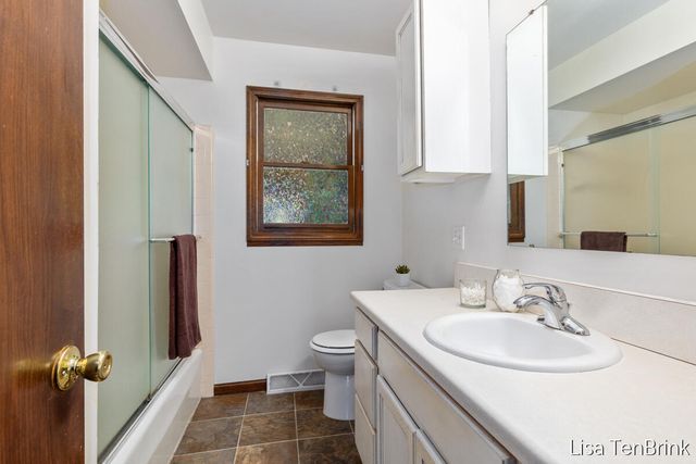 5614 Marlin Avenue, Hudsonville, MI 49426