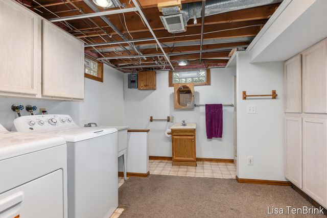5614 Marlin Avenue, Hudsonville, MI 49426