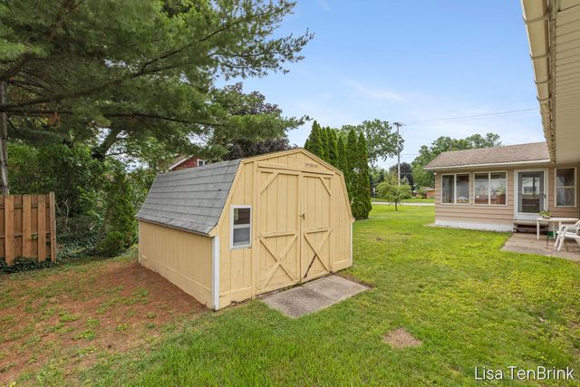 5614 Marlin Avenue, Hudsonville, MI 49426