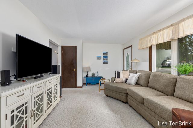 5614 Marlin Avenue, Hudsonville, MI 49426