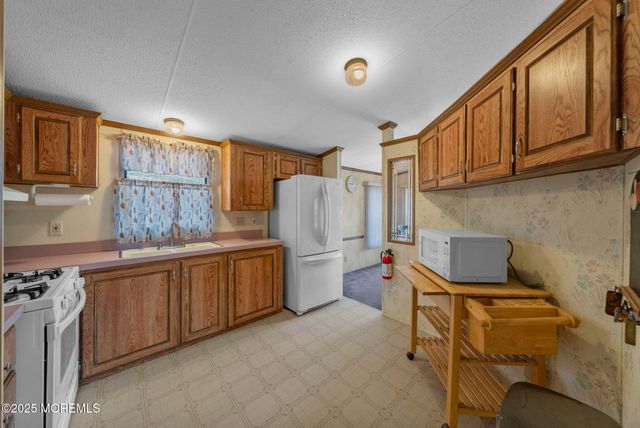 31 Marcia Memorial Circle, Jackson, NJ 08527