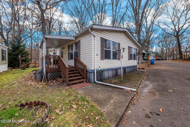 31 Marcia Memorial Circle, Jackson, NJ 08527