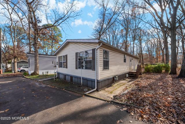 31 Marcia Memorial Circle, Jackson, NJ 08527