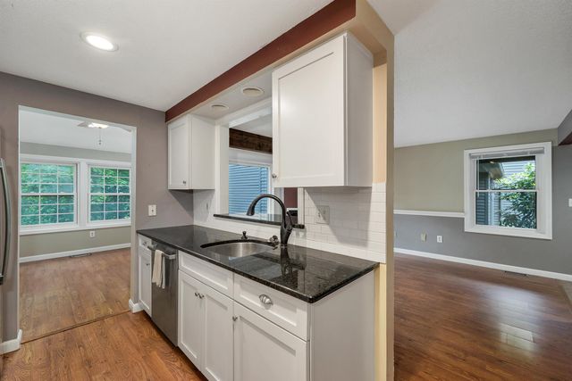 51 Stacey Circle, Windham, NH 03087