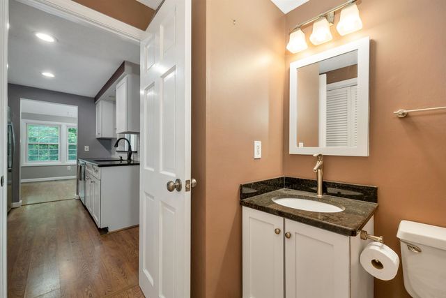 51 Stacey Circle, Windham, NH 03087