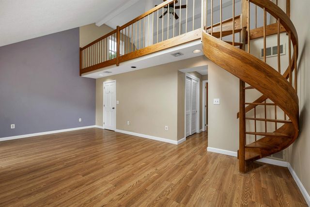 51 Stacey Circle, Windham, NH 03087