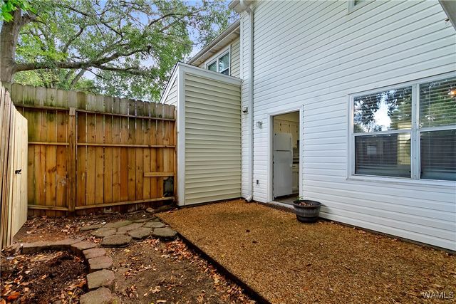 1044 Fairfax, Tuscaloosa, AL 35406