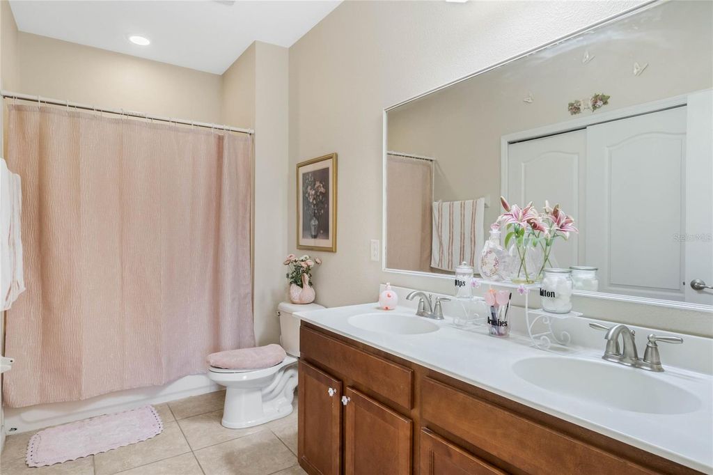 Image 13 of property listing at 1411 PACIFIC ROAD, Poinciana, FL 34759