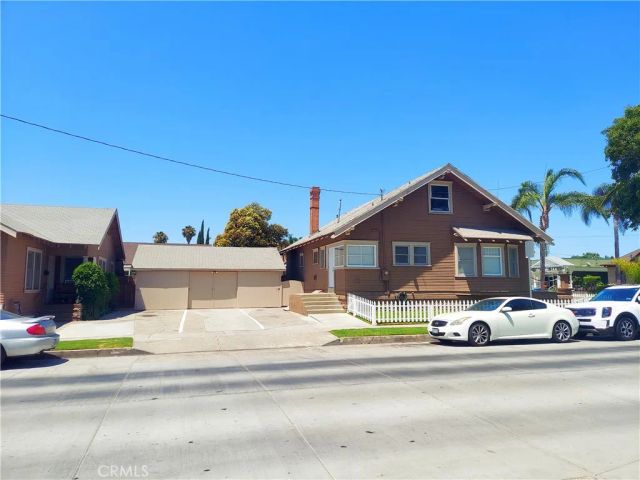 530 S Broadway, Santa Ana, CA 92701