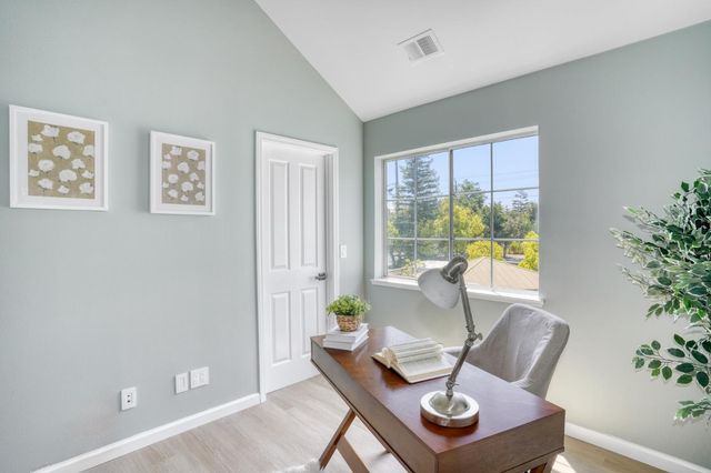 21815 Eaton Place, Cupertino, CA 95014